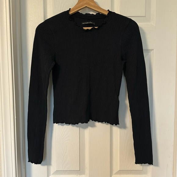 A&F Top - Picture 1 of 4